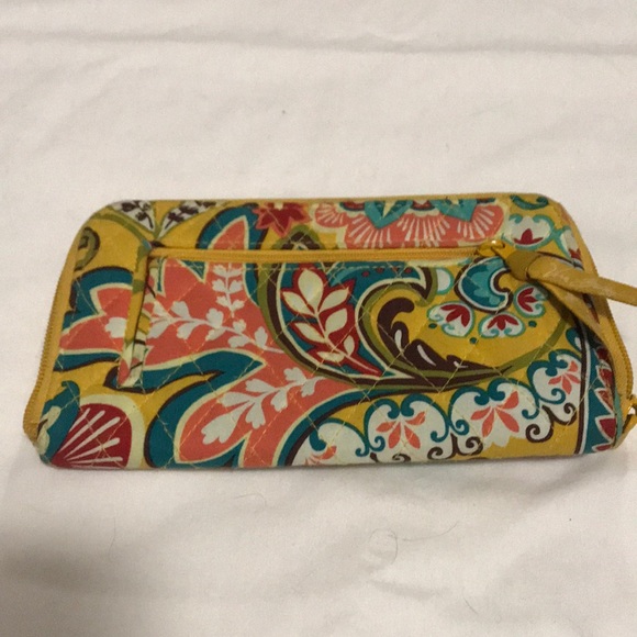 Vera Bradley wallet (retired) - Picture 1 of 4